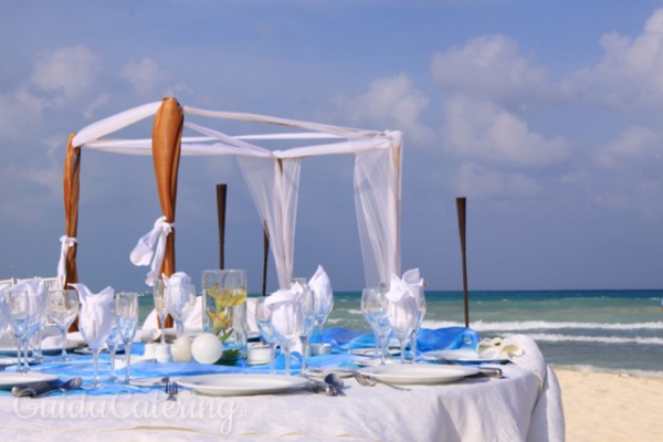 Immagini Stock - Location Per Matrimoni In Spiaggia, Allestimento